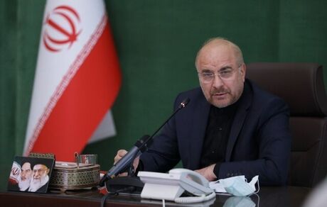 قالیباف: برخی رسانه‌ها صحبت‌هایم درباره ربوی بودن فعالیت بانک‌ها را تقطیع کردند