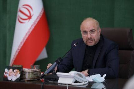 قالیباف: برخی رسانه‌ها صحبت‌هایم درباره ربوی بودن فعالیت بانک‌ها را تقطیع کردند