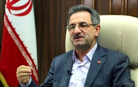 استاندار تهران: حداقل ۲۰۰ نفر روزانه در مترو به کرونا مبتلا می‌شوند
