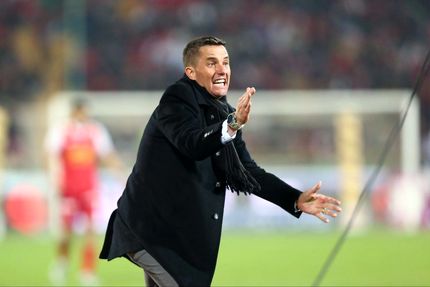 سرمربی پرسپولیس: از نتیجه راضی نیستم