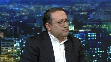 مشاور قالیباف: آیت‌الله سید مجتبی خامنه‌ای، اتاق جنگ را مدیریت می‌کنند
