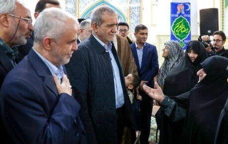 رئیس جمهور: بار سنگین مسئولیت بر دوش ماست و این خیلی سخت‌تر از مردن است