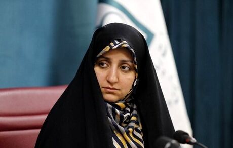 بحث تغییر مهریه از ۱۱۰ سکه به ۱۴ سکه مطرح نیست / صدور گواهینامه موتورسواری برای زنان  منع قانونی ندارد