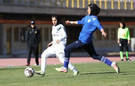 رقابت خاتون بم و ملوان انزلی برای قهرمانی لیگ برتر فوتبال بانوان