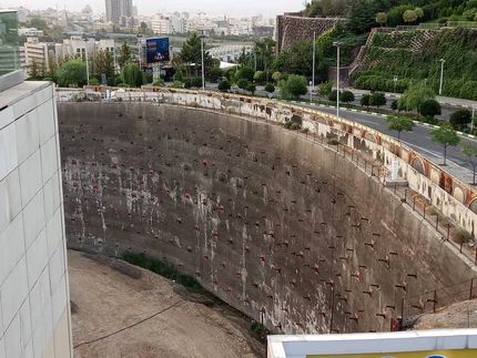 ایمن‌سازی گود برج میلاد