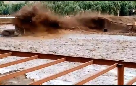 بدلیل سیل، محورهای چالدران -شوط و چالدران-چایپاره مسدود شد