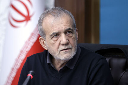رئیس جمهور استعفا داد؟