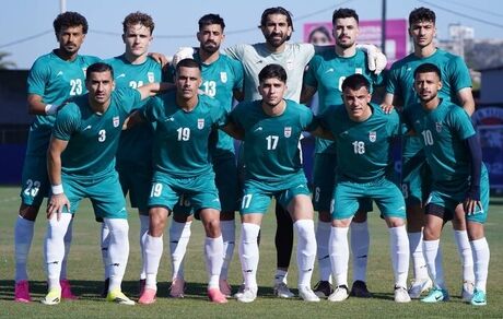 برد تیم ملی فوتبال مقابل یک تیم محلی در مکزیک