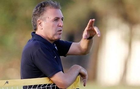 زرینچه: حاضرم بروم، اما مشکلات استقلال حل شود