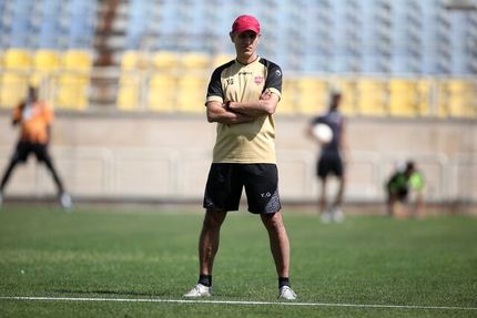 سرمربی پرسپولیس به کرونا مبتلا شد