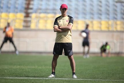 سرمربی پرسپولیس به کرونا مبتلا شد