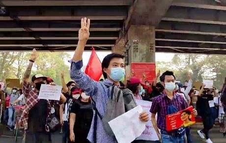 تظاهرات در میانمار علیه کودتا