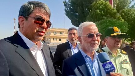 وزیر کشور تعطیلی ۱۵ روزه صنایع را تکذیب کرد