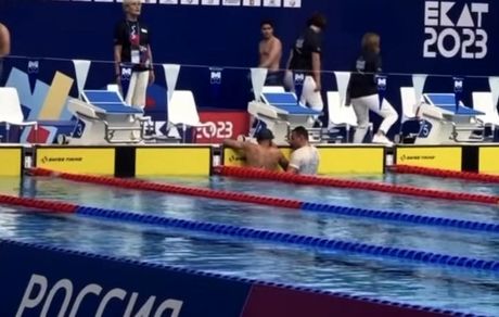 شناگر طالبان در رقابت‌های جهانی دانشگاه‌ها غرق شد!