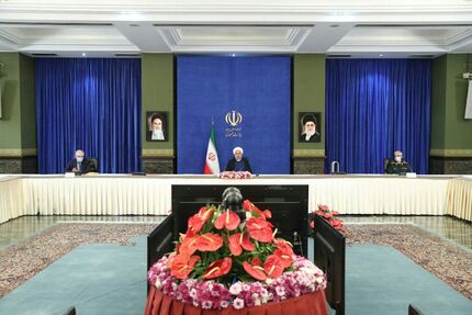 روند کرونا در کشور کاهشی شده است /  باید به ساخت واکسن کرونا در کشور افتخار کنیم / مقام معظم رهبری همواره مشوق علم و دانش و فناوری بوده اند