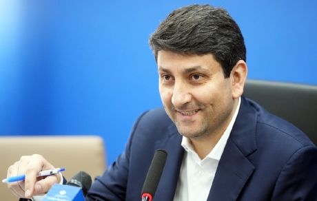 توسعه نسل پنجم تلفن همراه در حال انجام است