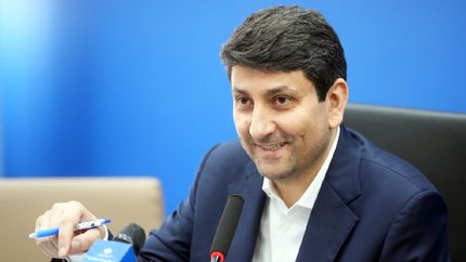 توسعه نسل پنجم تلفن همراه در حال انجام است