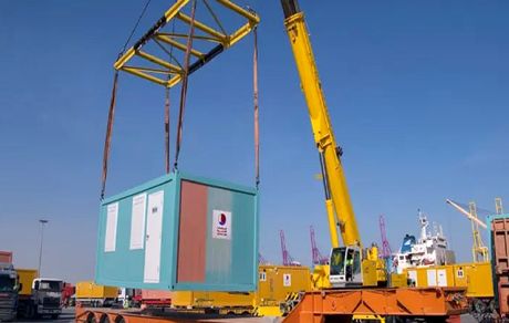 قطر، خانه‌های سیار ویژه جام جهانی را به زلزله‌زدگان ترکیه فرستاد