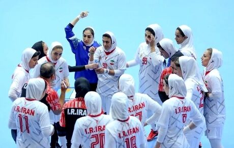 آغاز اردوی تیم ملی هندبال زنان با وجود نامشخص بودن کادرفنی