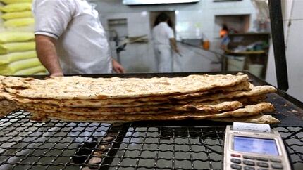 نان در ارومیه بطور رسمی گران شد
