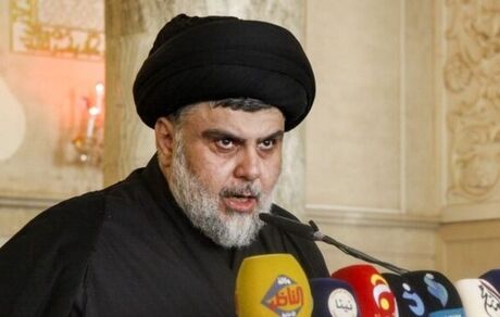 
مقتدی صدر تردیدکنندگان در میدان التحریر را سرزنش کرد
