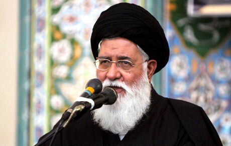 اظهارات عجیب امام جمعه مشهد درخصوص واژه اکثریت!