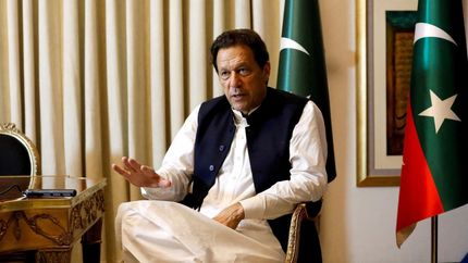 محرومیت پنج ساله عمران خان در پاکستان