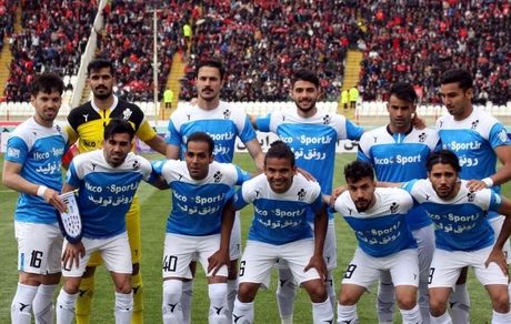 پیکان به تراکتور باج نداد