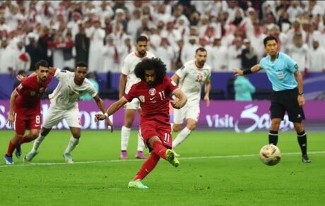 جام ملت‌های ۲۰۲۳ آسیا: قطر قهرمان شد، اکرم عفیف آقای گل