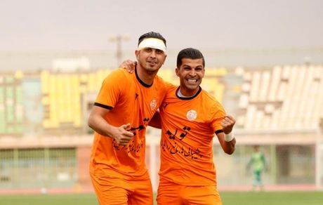 ادامه صدرنشینی مس کرمان در لیگ دسته یک