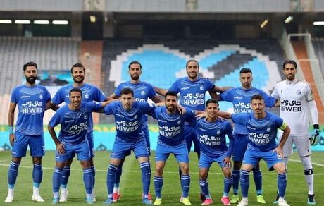 اولین حضور گلر جنجالی در ترکیب استقلال مقابل ماشین‌سازی