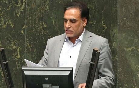 محمدصالحی: با رفتار اشتباه در مورد حجاب اجازه بازیگری به بیگانگان ندهیم