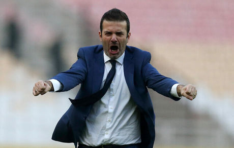 
استراماچونی و دستیارانش به تمرین استقلال نیامدند/ وضعیت قرمز در اردوی آبی‌ها
