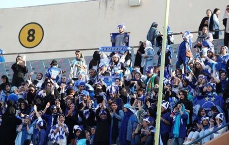 اعلام دلیل جدید برای چرایی انتقال بانوان تماشاگر به طبقه دوم ورزشگاه آزادی