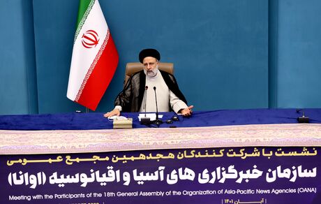 دوران یکجانبه گرایی به پایان رسیده است / رسانه‌ باید آزادی و استقلال ملت‌ها را حفظ کند