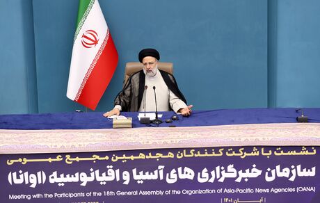 دوران یکجانبه گرایی به پایان رسیده است / رسانه‌ باید آزادی و استقلال ملت‌ها را حفظ کند