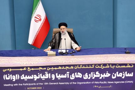 دوران یکجانبه گرایی به پایان رسیده است / رسانه‌ باید آزادی و استقلال ملت‌ها را حفظ کند