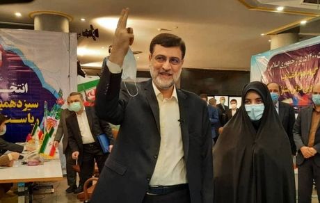 نایب رییس مجلس، برای ریاست جمهوری ثبت‌نام کرد