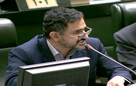 نماینده تهران: به وزیر اطلاعات رای منفی می‌دهم ولی نمادین است!