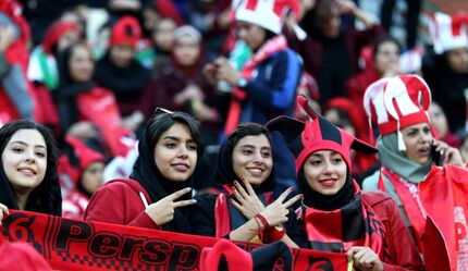 بازی تراکتور و پرسپولیس بدون حضور بانوان تماشاگر