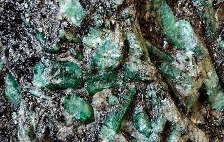 کشف سنگ قیمتی سنگین وزن در کاخ ریاست جمهوری ماداگاسکار