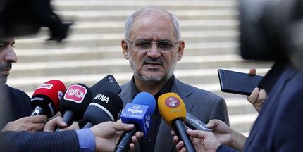 حاجی میرزایی: در حال تکمیل فرم ارائه لیست اموال مسئولان هستم