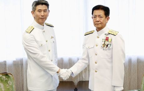 برکناری فرمانده نیروی دریایی ژاپن