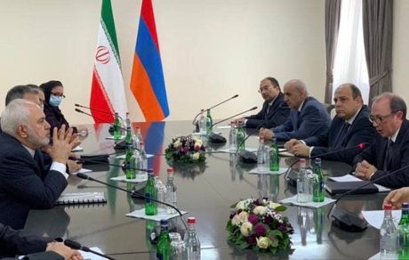 ظریف با وزیر امور خارجه ارمنستان دیدار و گفت‌وگو کرد