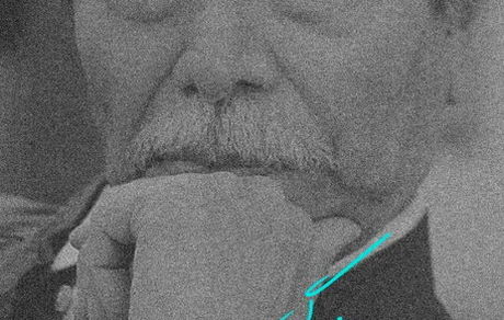 علی نصیریان از زندگی تئاتری خود می‌گوید