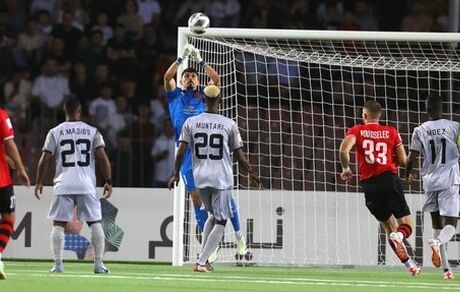 حریف پرسپولیس متوقف شد