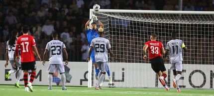 حریف پرسپولیس متوقف شد