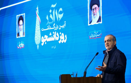 رئیس جمهور: دستور دادم سیم‌کارت‌های سفید را سیاه کنند / یک حرف می‌زنیم جور دیگر عمل می‌کنیم و این ناترازیست