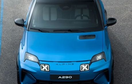 تعریف متفاوت از رانندگی خودروهای الکتریکی با هاچ بک جذاب Alpine A290