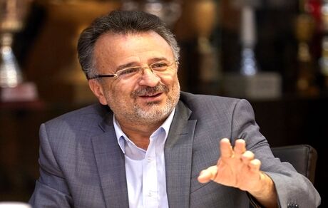 واکنش رئیس فدراسیون والیبال به دستمزد بهروز عطایی: مربیان ما تامین هستند